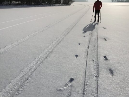 SIRVIS na wodzie, zdjęcie: narty biegowe - SIRVIS - jezioro Serwy - Suwalszczyzna