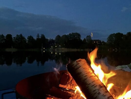 SIRVIS na wodzie, zdjęcie: ognisko na tratwie - SIRVIS - jezioro Serwy - Suwalszczyzna