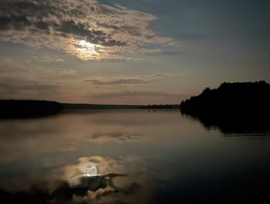 SIRVIS-owe projekcje, zdjęcie: noc nad jezioremzachód słońca - SIRVIS - jezioro Serwy - Suwalszczyzna